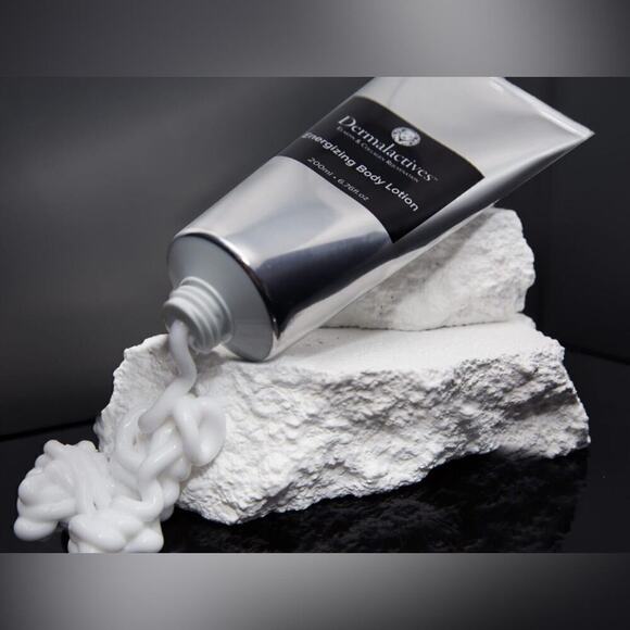 Dermalactives Energizing Body Lotion - Picture 5 of 5